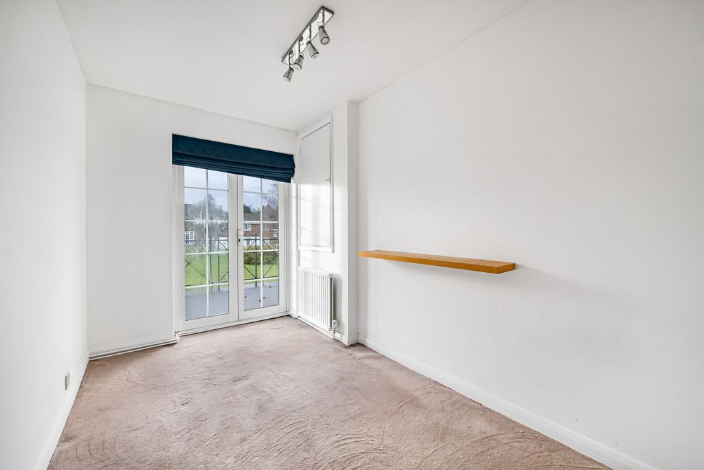 Property photo 3 of 16 6_71229