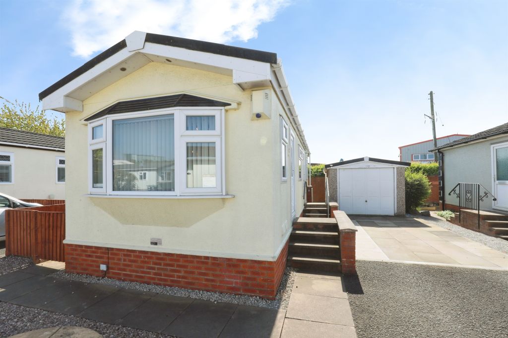 Property photo 3 of 11