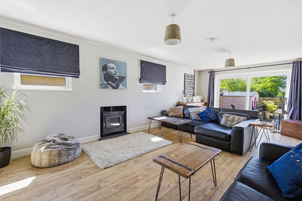 Additional image 17 of 5 bed detached house for saleTinsley Lane, Crawley RH10