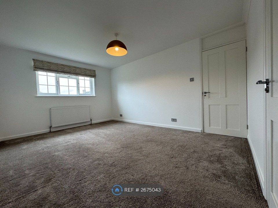 Property photo 2 of 19 Bedroom 1