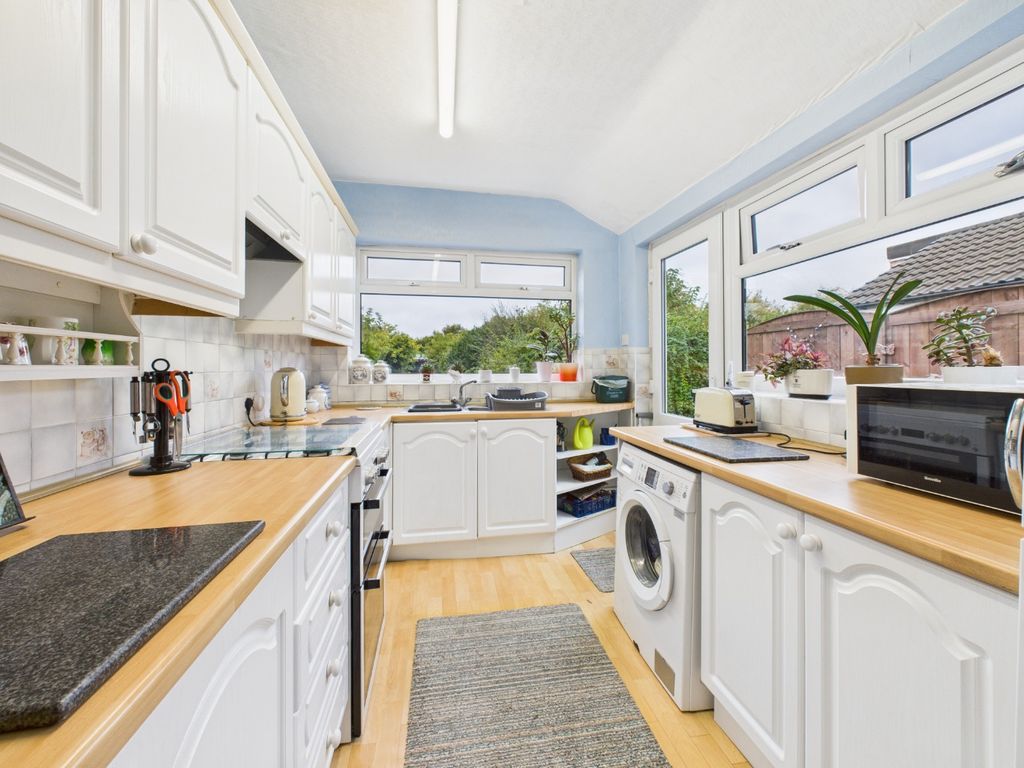 Property photo 2 of 27 4496817