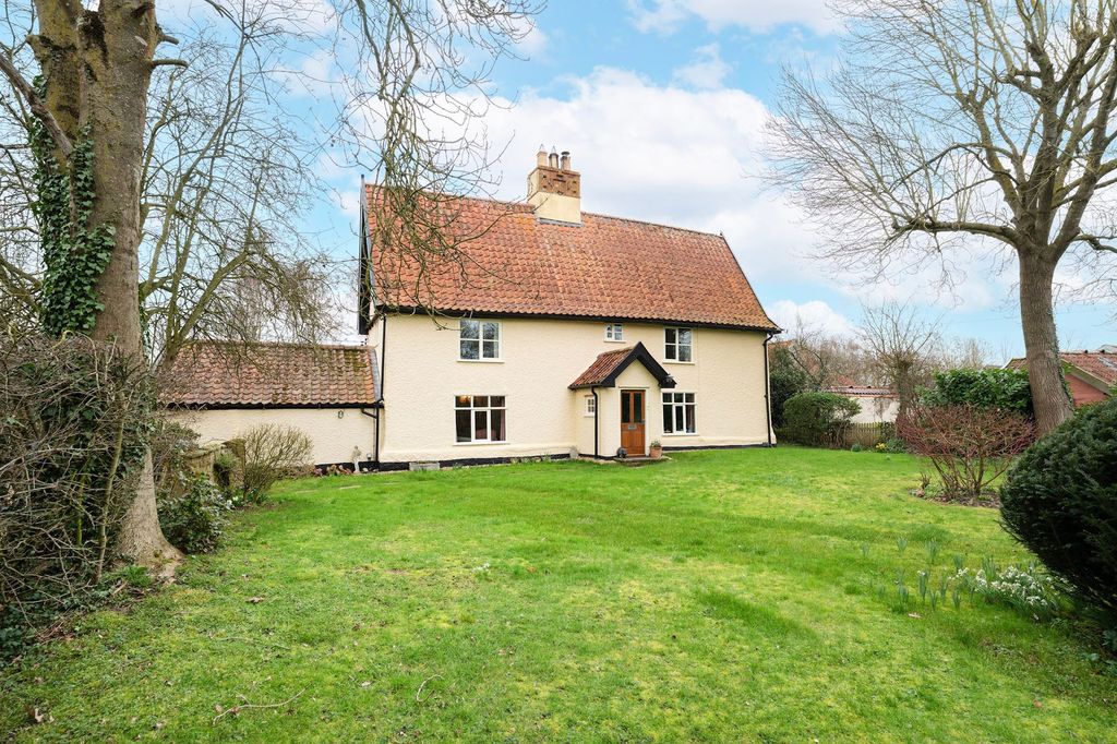 Property photo 1 of 30