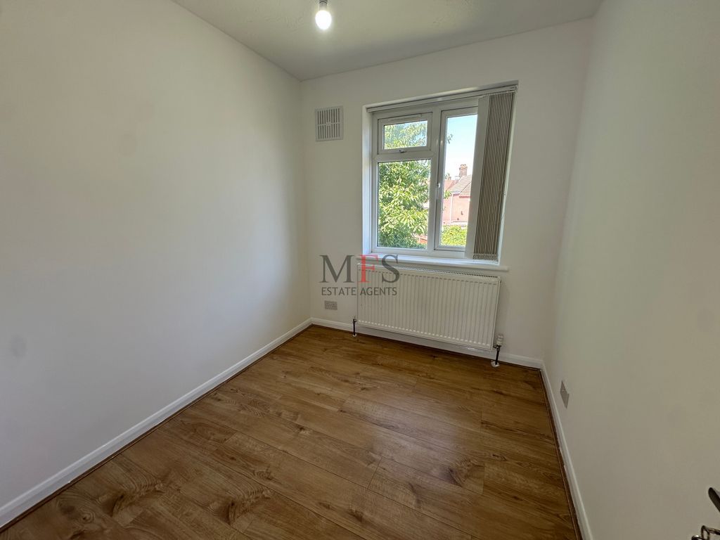 Property photo 2 of 26 Photo 11