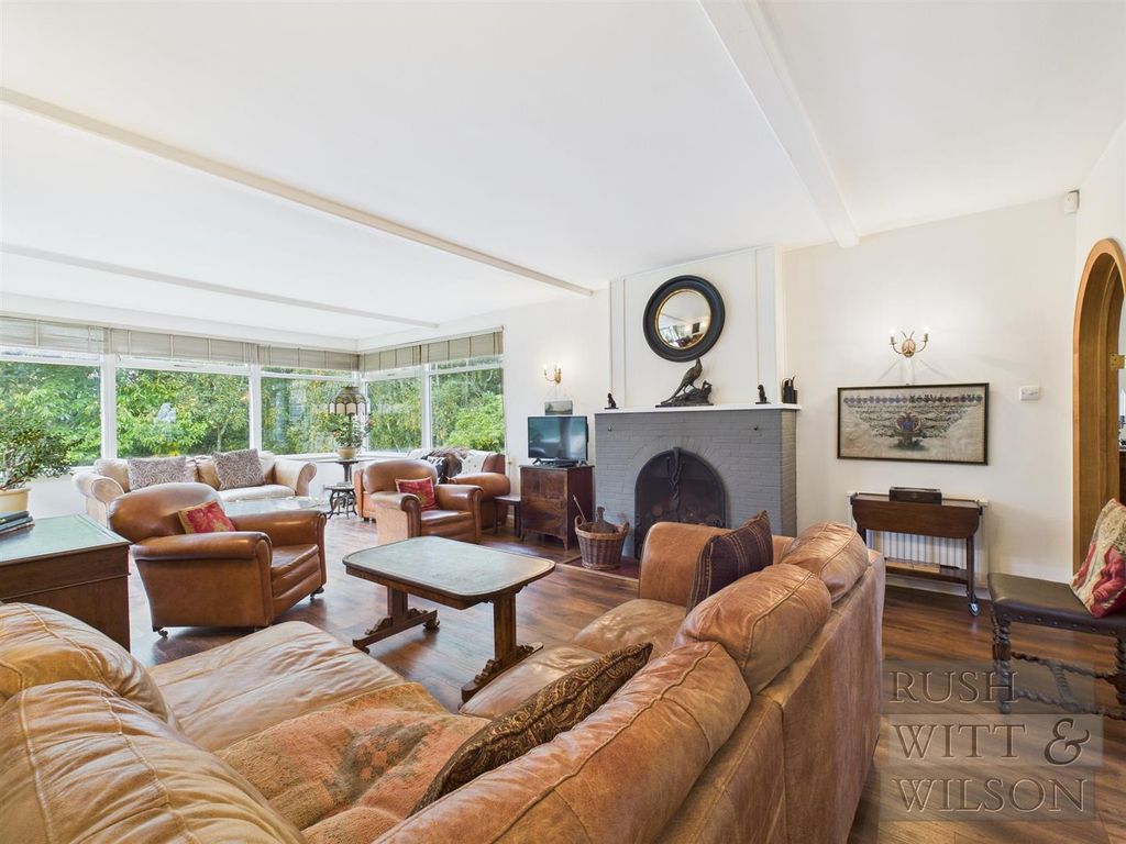 Property photo 2 of 48