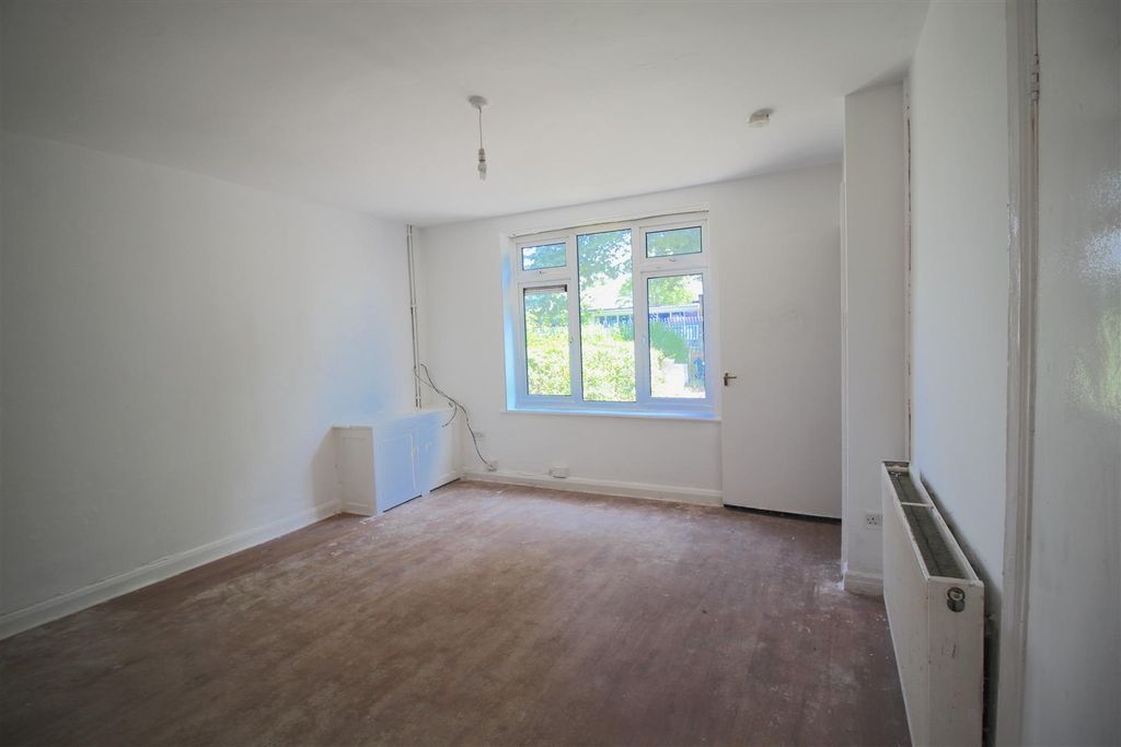 Property photo 2 of 13 Img_6895.Jpg