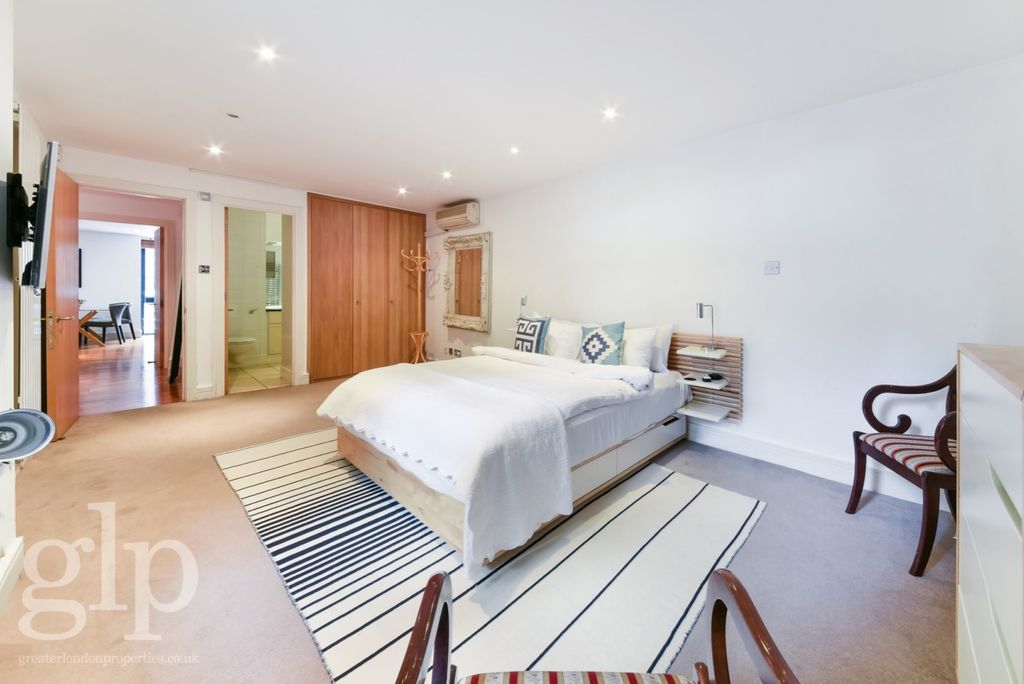 Property photo 3 of 10 5118622