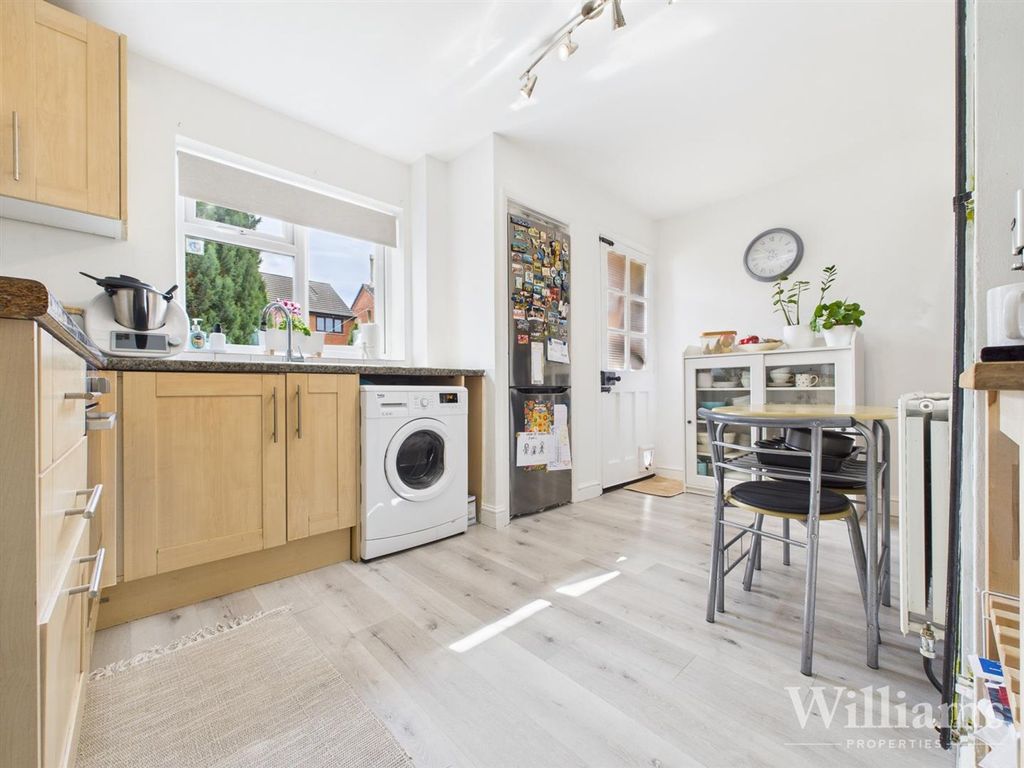 Property photo 3 of 15 Cam04950G0-Pr0097-Still002.Jpg