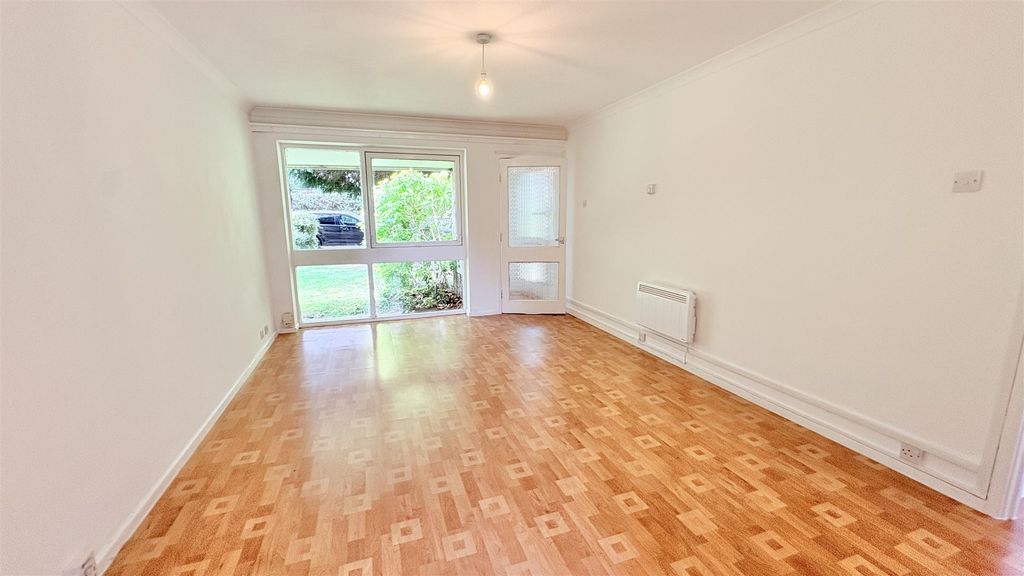 Property photo 3 of 9 Living Room