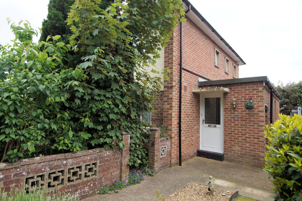 Property photo 1 of 11 Front