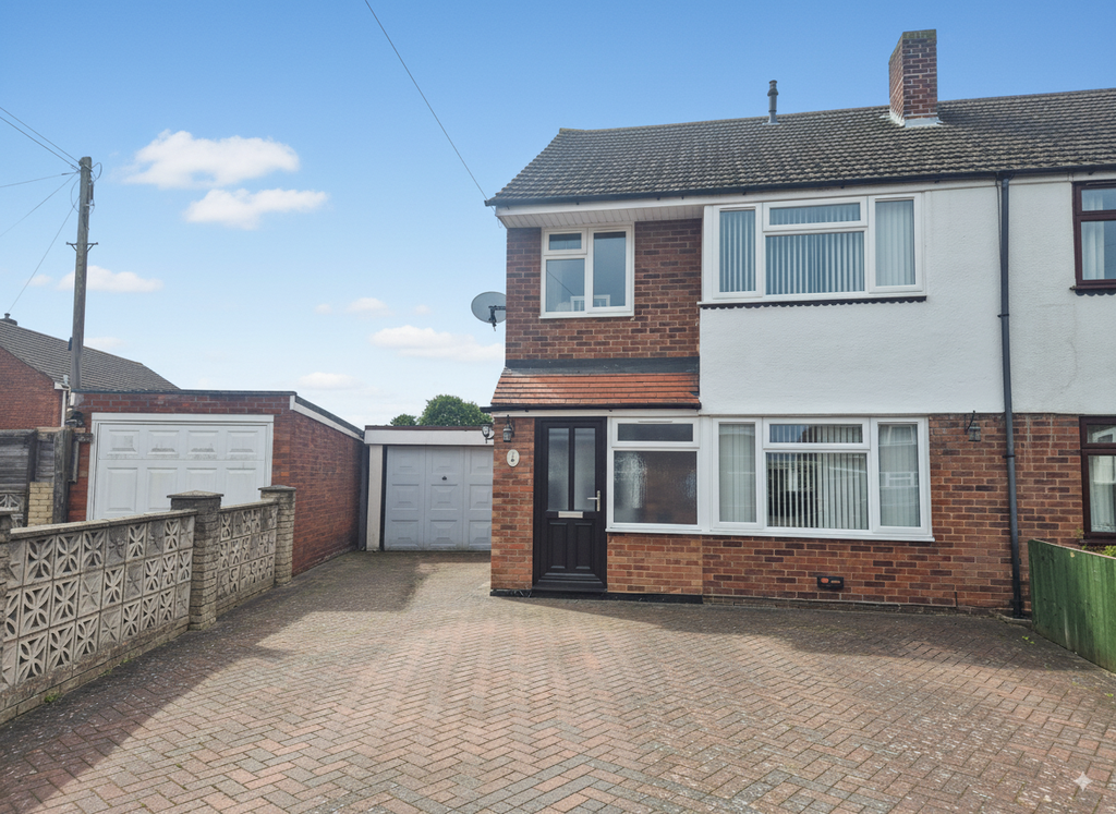 Property photo 1 of 3 1 Armadale Froont