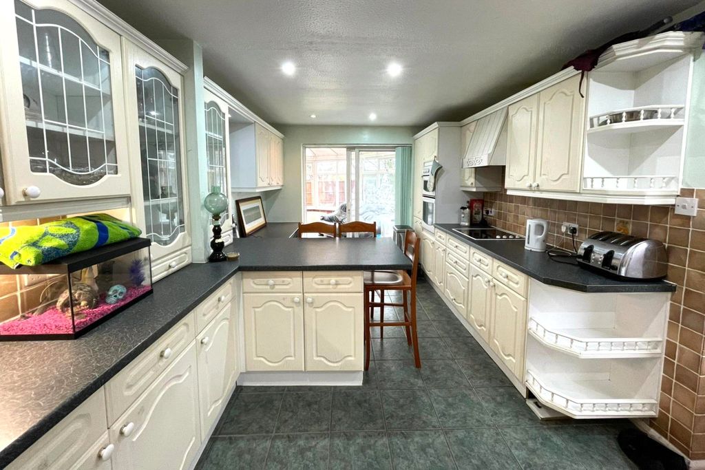 Property photo 2 of 11 Picture No. 09