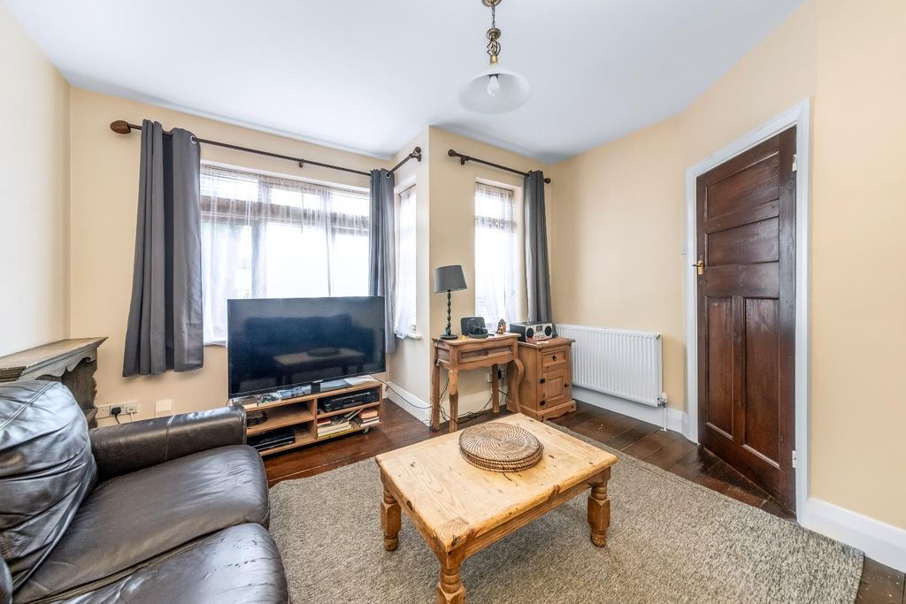 Property photo 2 of 11 Img_4445.Jpg