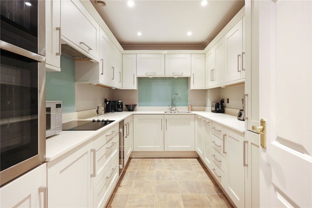 Property photo 2 of 16 Picture No. 09