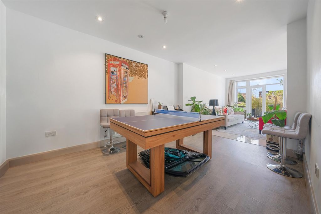 Property photo 2 of 12 2.Jpg