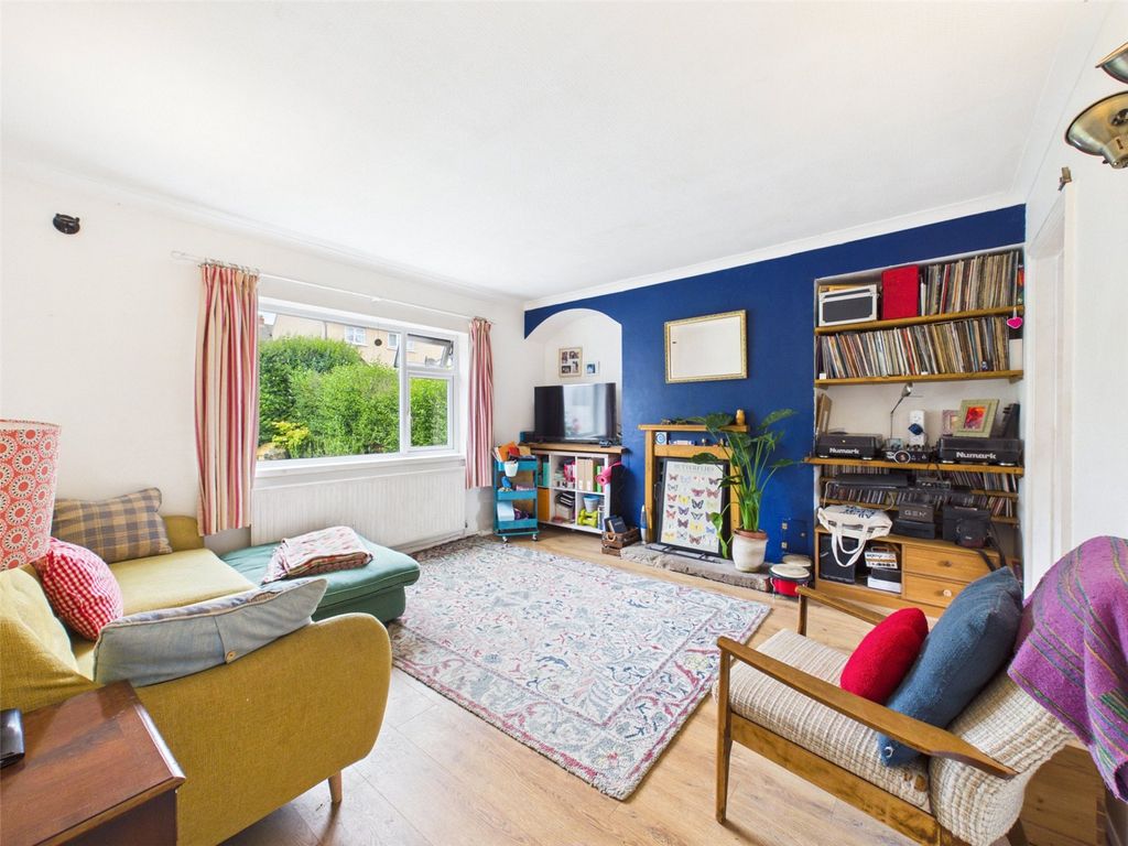 Property photo 2 of 11 Picture No. 03
