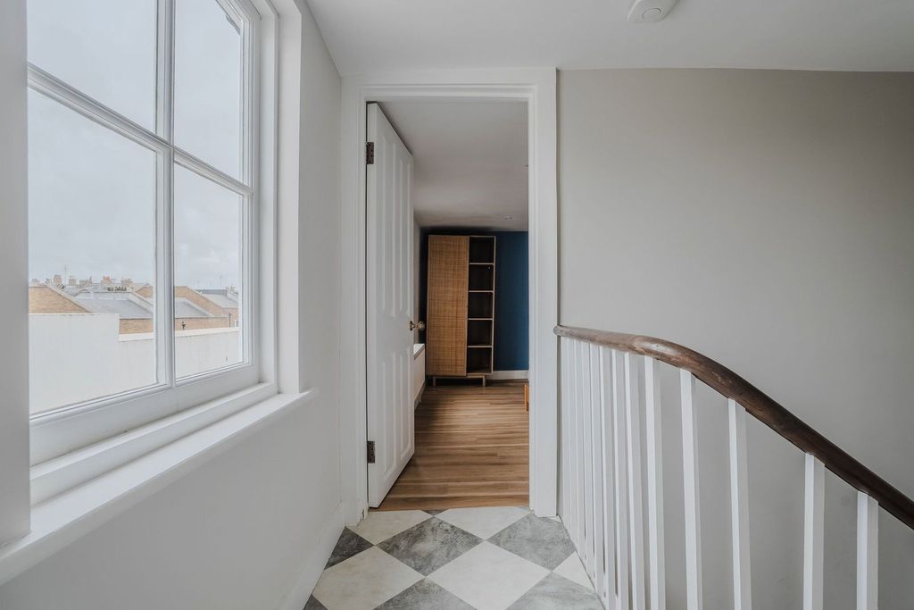 Additional image 43 of 4 bed semi-detached house for saleWest Cliff Road, Ramsgate CT11
