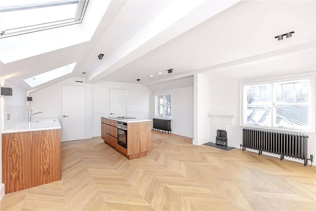 Property photo 2 of 7 Picture No. 01