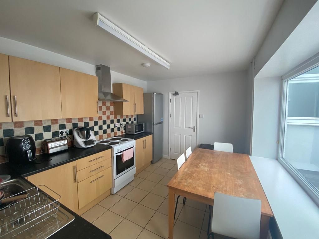 Property photo 1 of 4