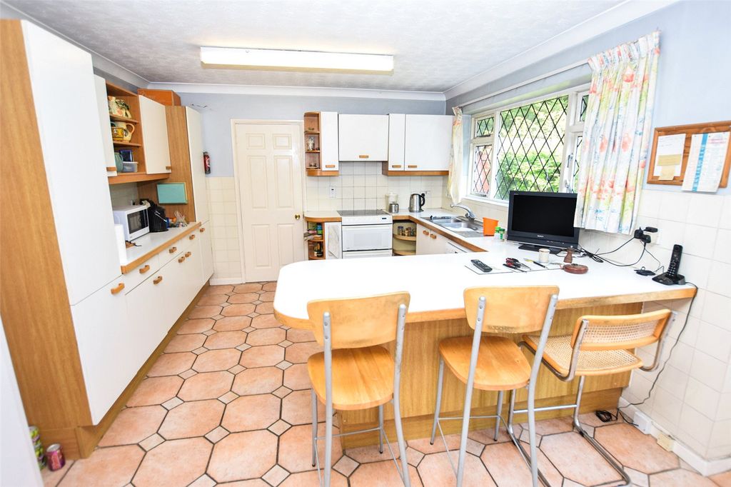 Property photo 3 of 17 Picture No. 12