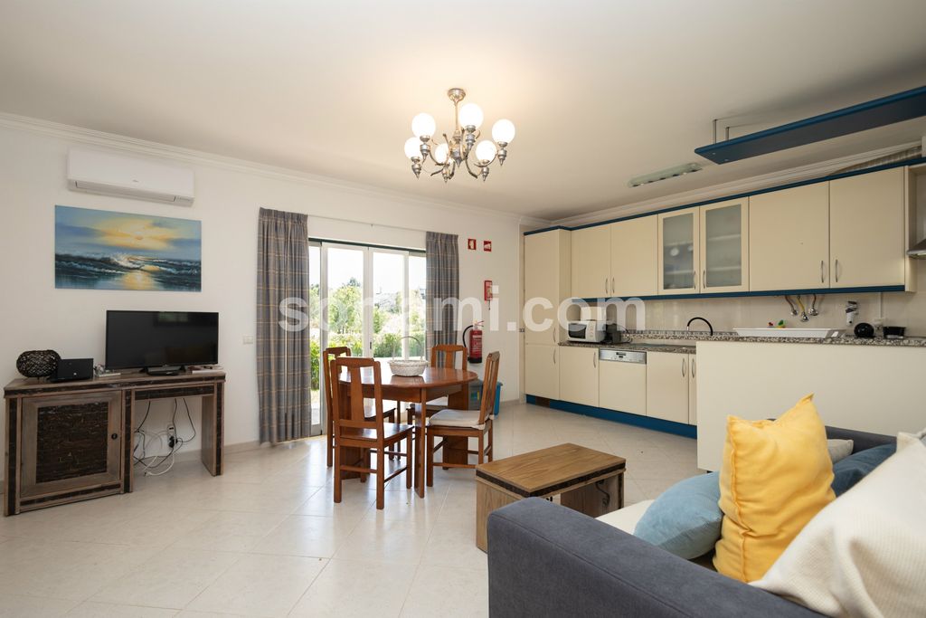 Property photo 3 of 39
