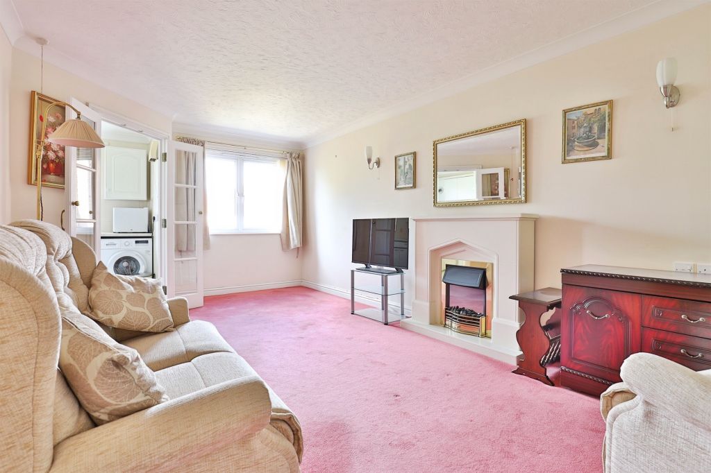 Property photo 3 of 17