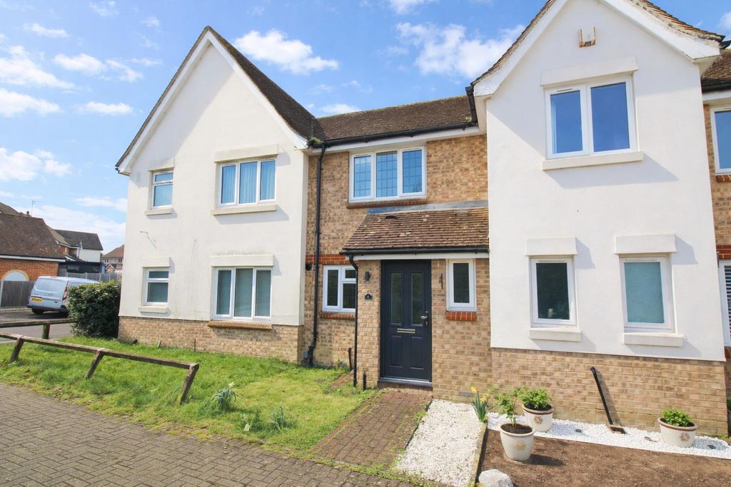 Property photo 1 of 10 Front.Png