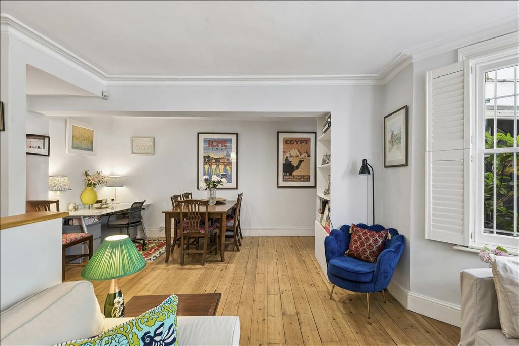 Property photo 3 of 16