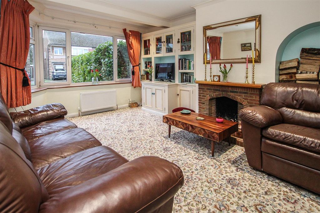 Property photo 2 of 12 Img_2134-6.Jpg