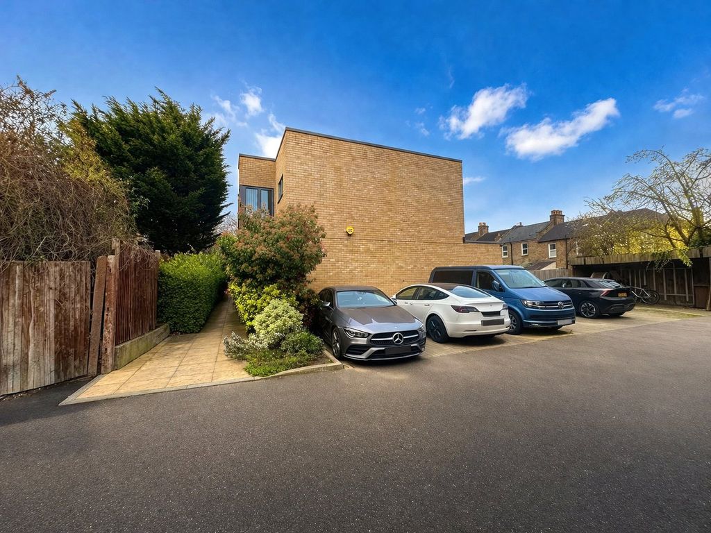 Property photo 1 of 15 Picture 1