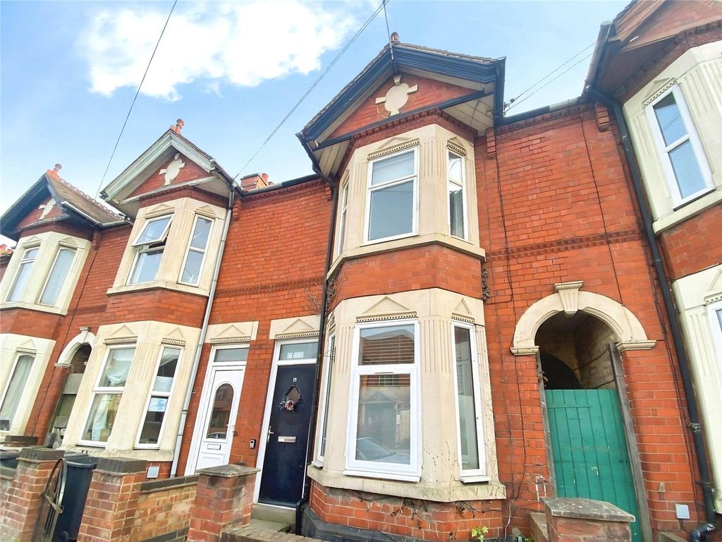 Property photo 1 of 11 Front Of Block