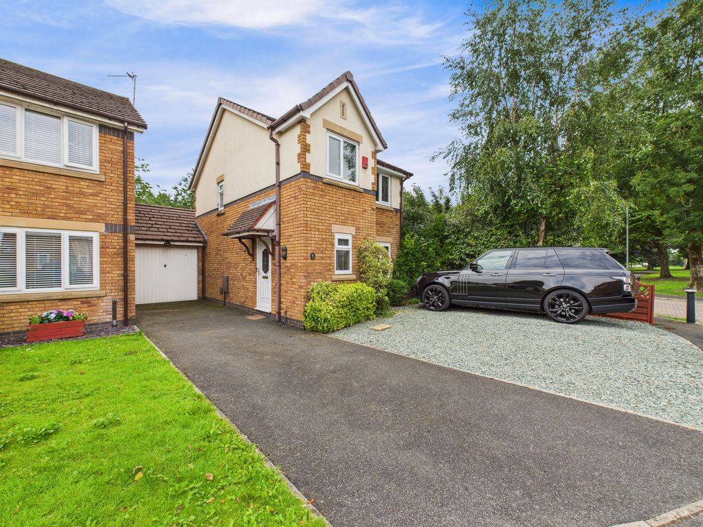 Property photo 1 of 18