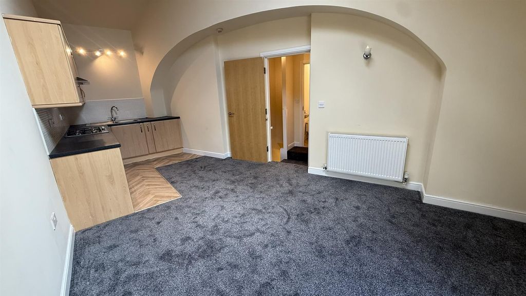 Property photo 3 of 13 Img_5557.Jpeg