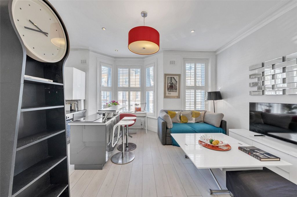 Property photo 2 of 10 Picture No. 31