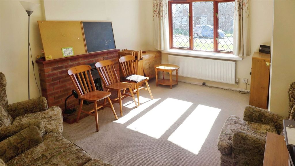 Property photo 2 of 11 Picture No. 25