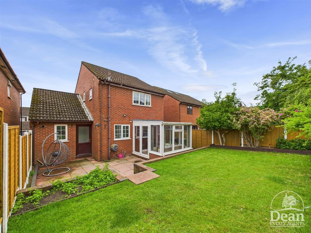 Property photo 2 of 15