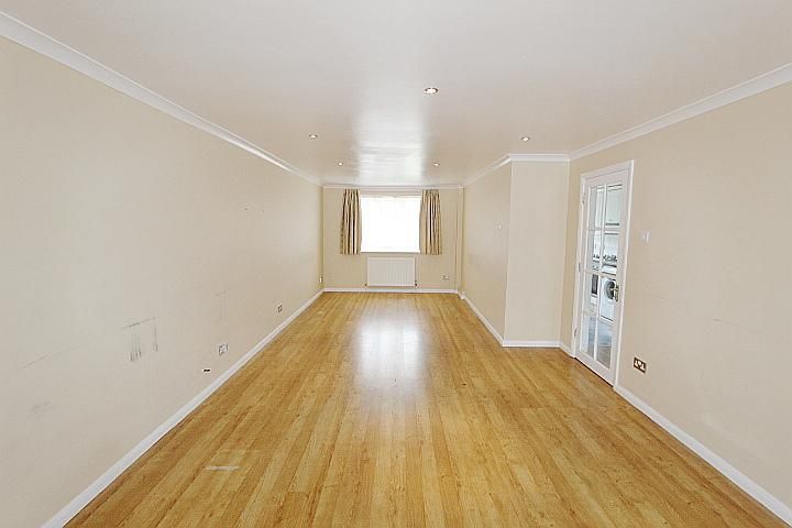 Property photo 2 of 22 Living Room / Dining Room