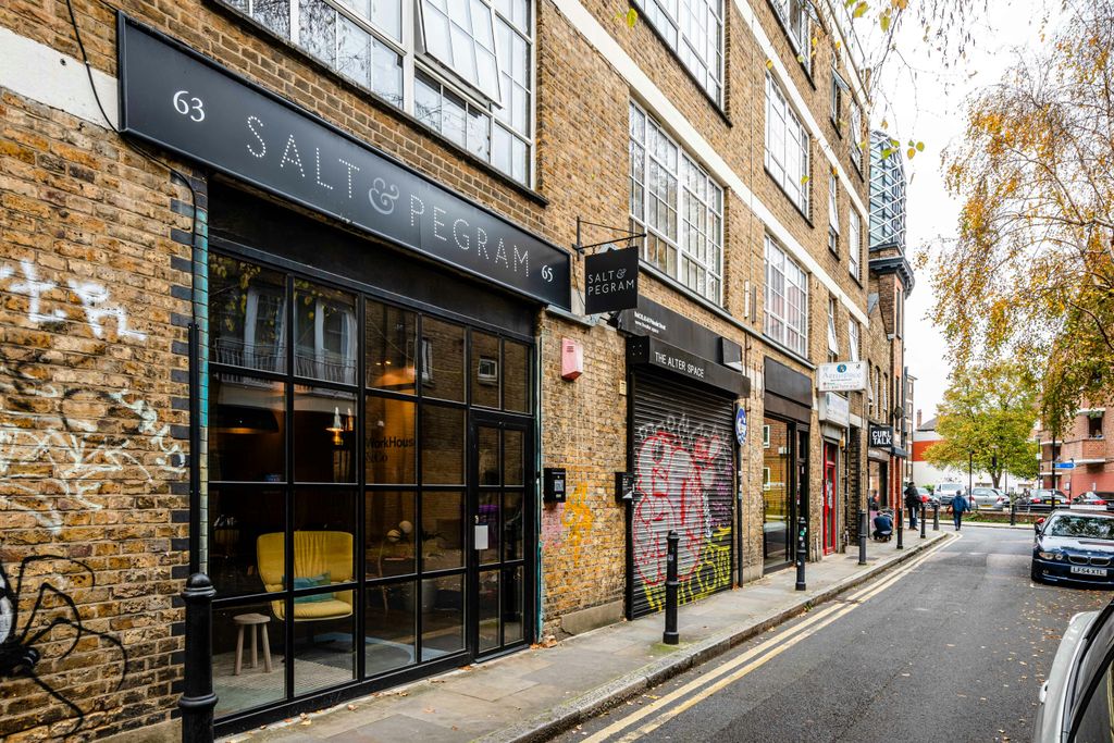 Property photo 3 of 4 Princelet St 6365  Low Res 3.Jpg