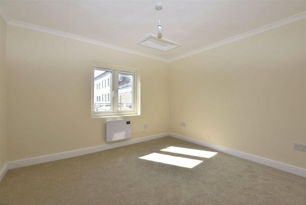 Property photo 2 of 8 Bedroom 1