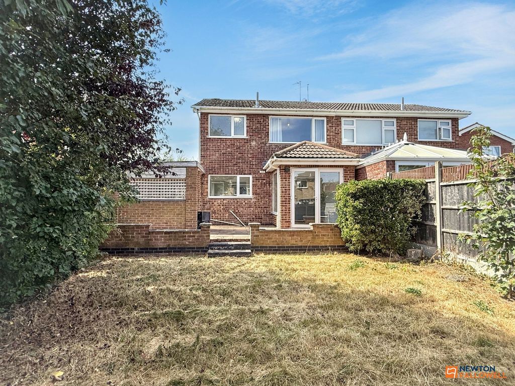 Property photo 2 of 24