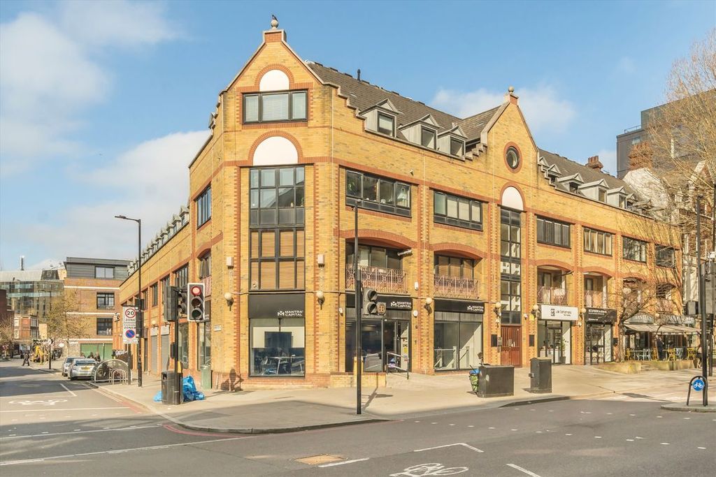 Property photo 1 of 5