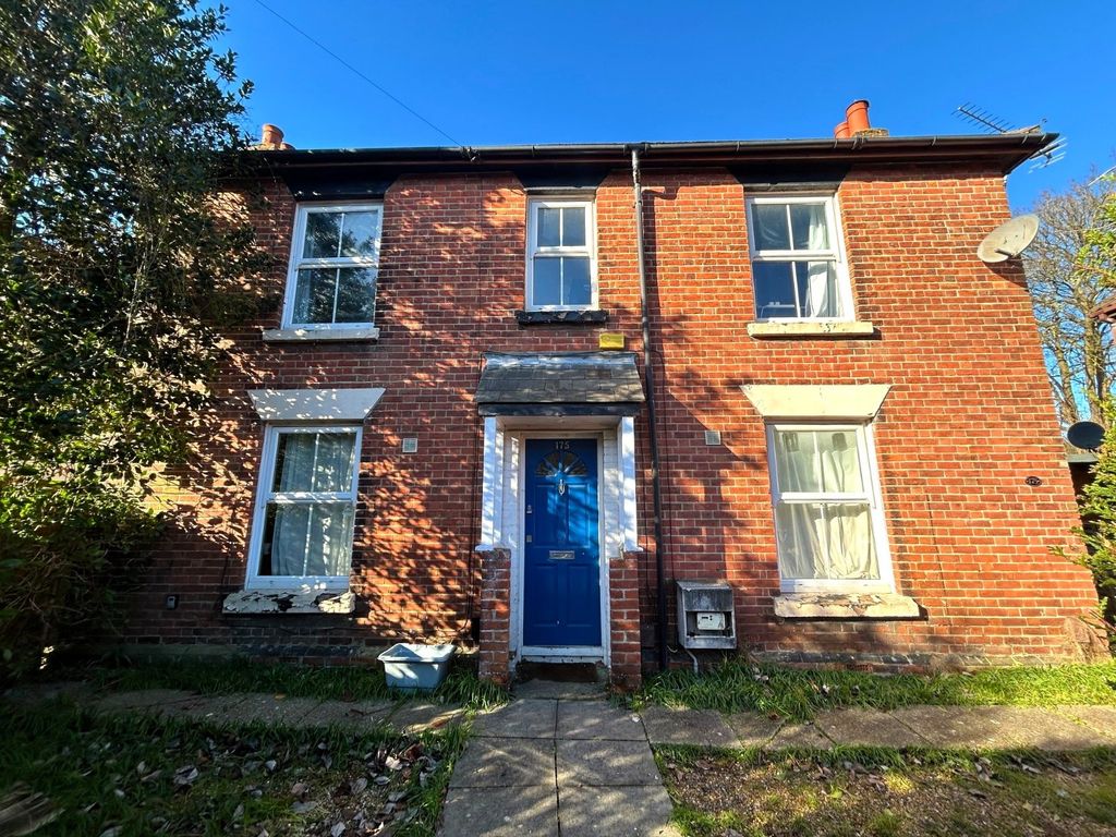 Property photo 1 of 14 Picture No. 23