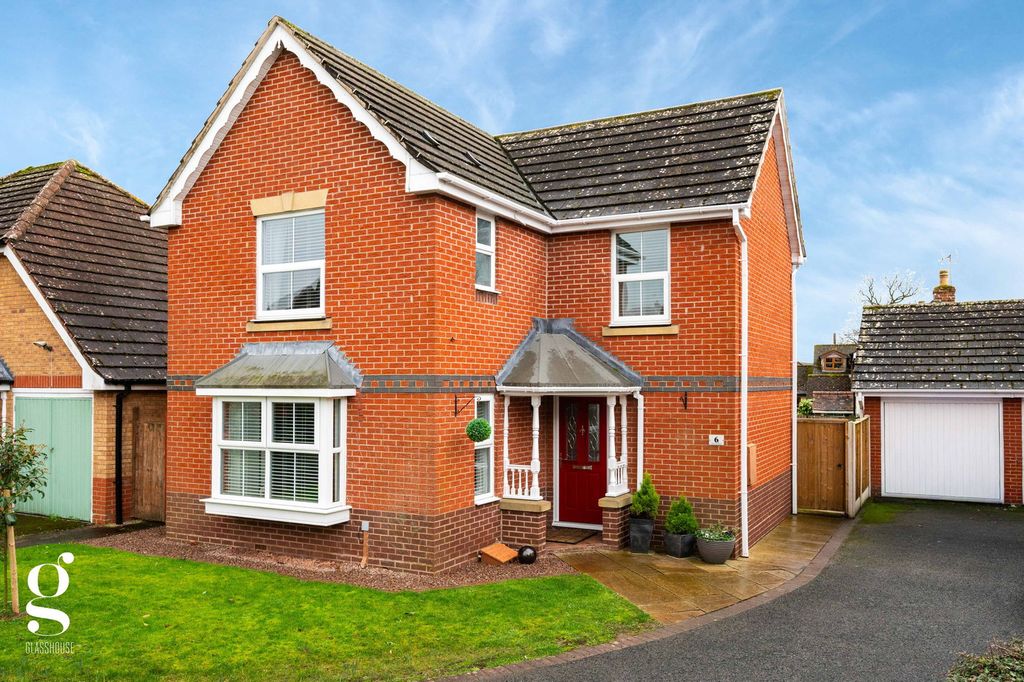 Property photo 1 of 19