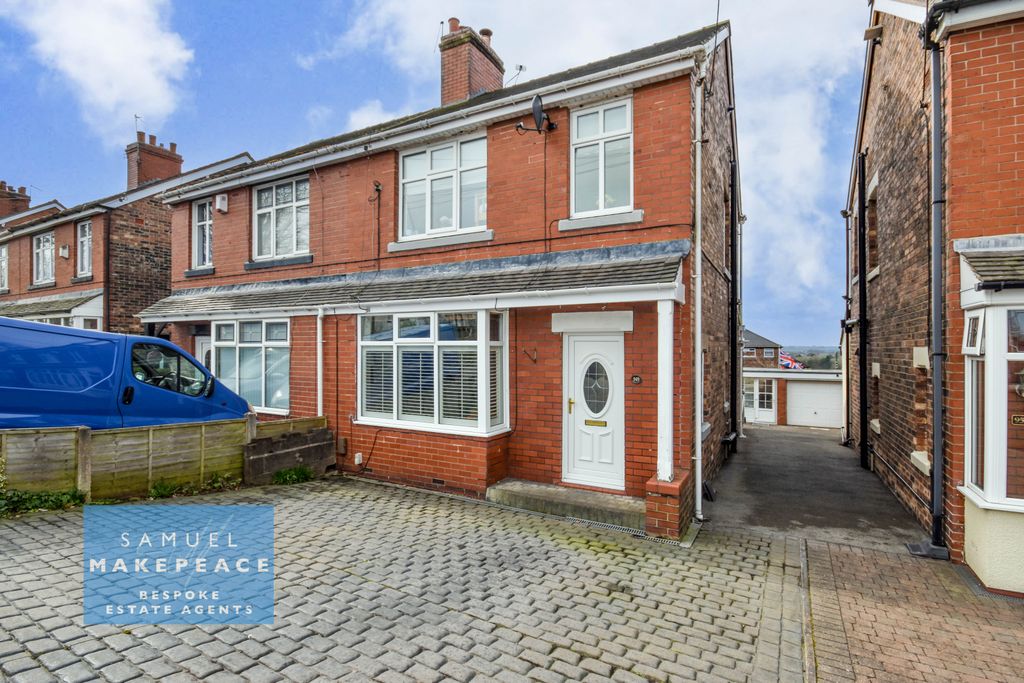 Property photo 1 of 34 Three Bedroom Semi Detached Property