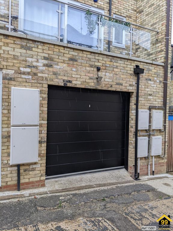 Property photo 1 of 14 Photo 0