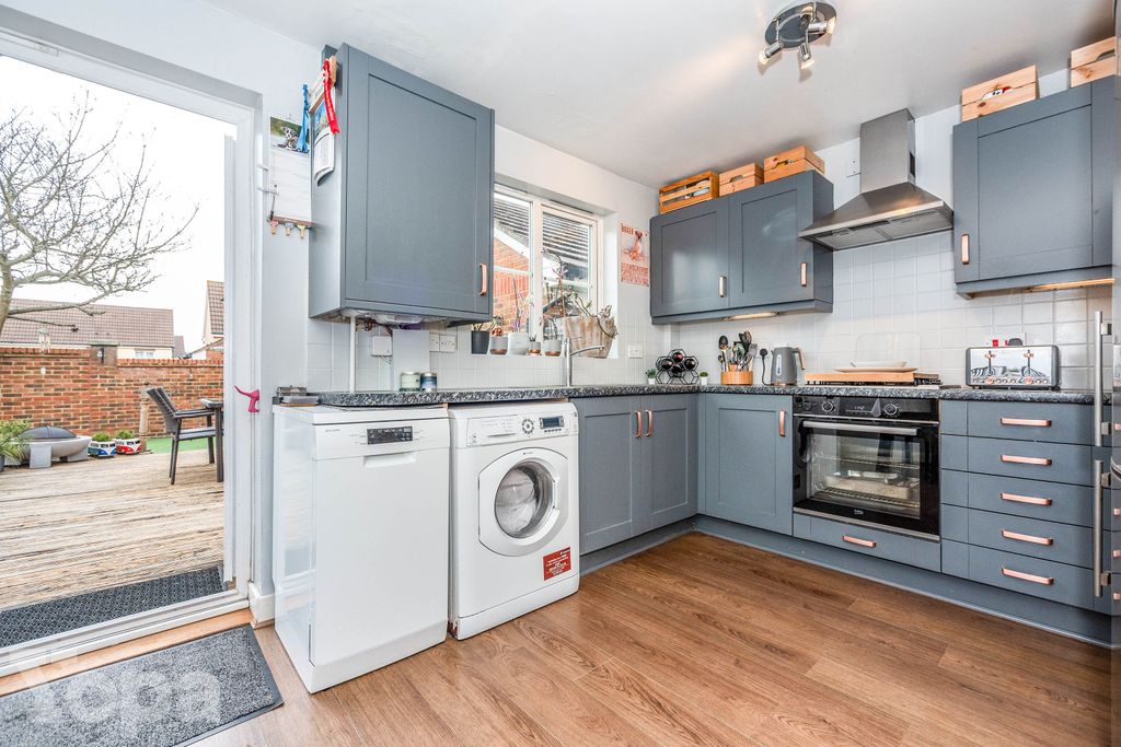 Property photo 3 of 20 Photo #3