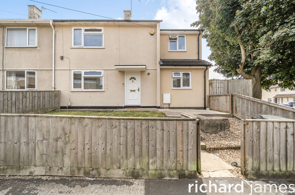 Property photo 1 of 12 84E2Dd66646648Eab9Df201359Ac758c