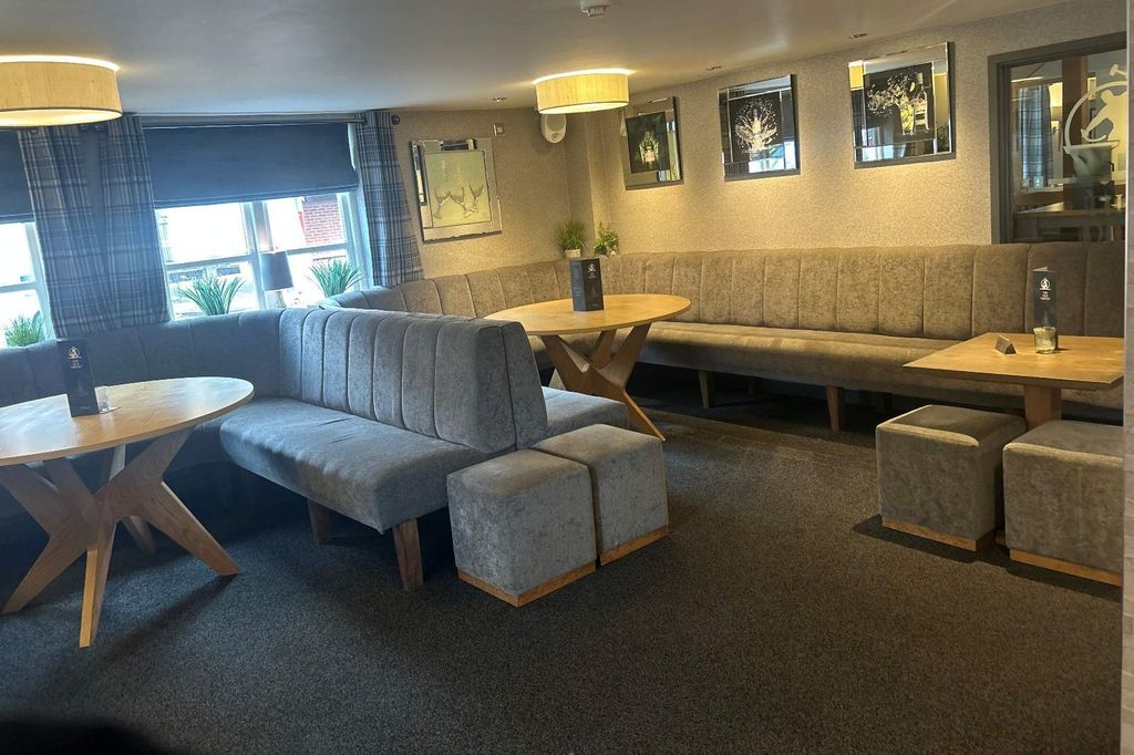 Property photo 2 of 7