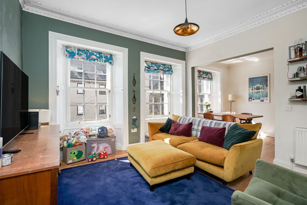 Property photo 2 of 21 Property Image 2