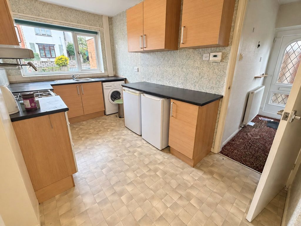 Property photo 1 of 10 Picture No. 11