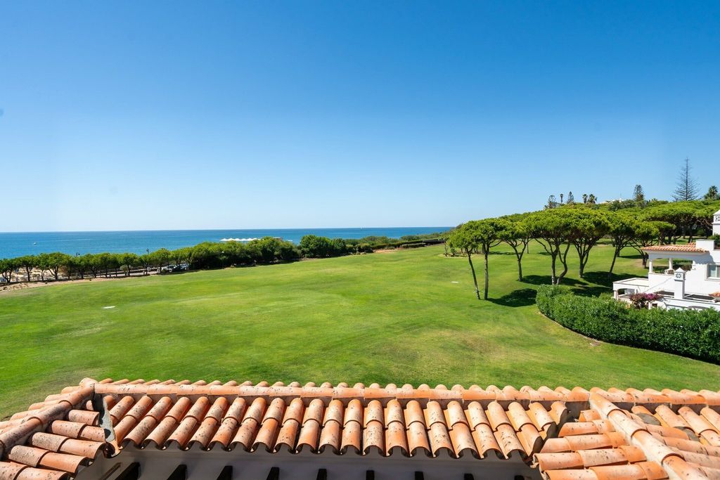 Property photo 1 of 17 Penthouse Apartment With Magnificent Panoramic Sea Views In Dunas Douradas, Algarve.